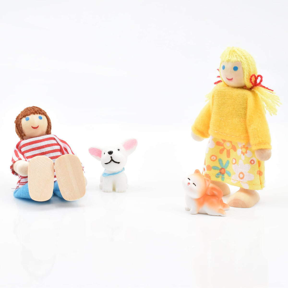 Wooden Dollhouse Dolls Family Set of 8 Miniature Figures and 2 Pets U9814