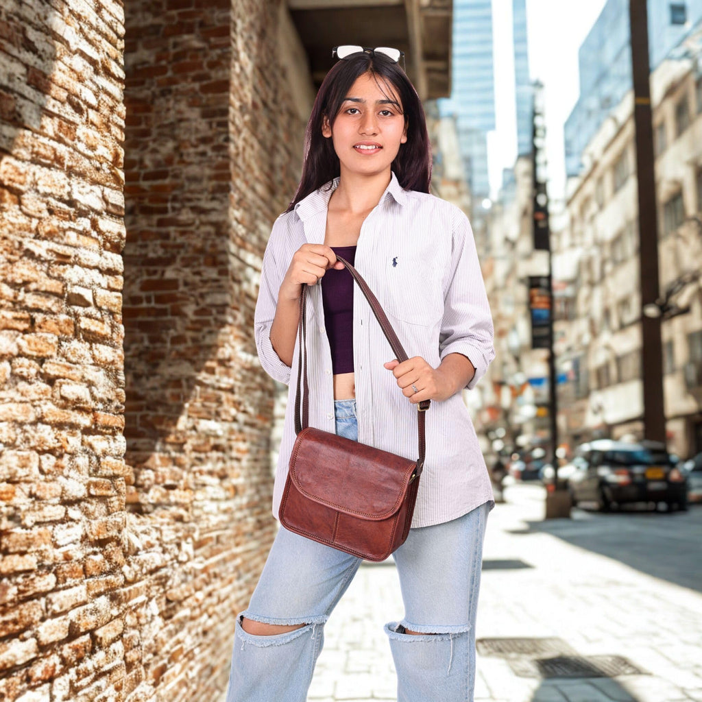 Brown Leather Crossbody Purse F765